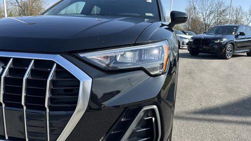 Mythos Black Metallic 2021 Audi Q3 45 S line Premium