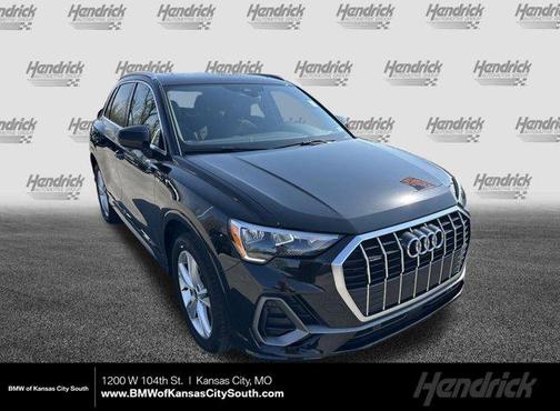 Mythos Black Metallic 2021 Audi Q3 45 S line Premium