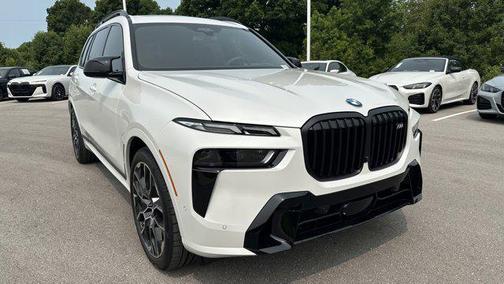 2026 BMW X7 M60i