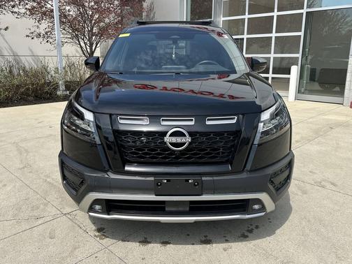 Super Black 2024 Nissan Pathfinder Rock Creek 4WD