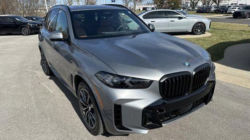 Skyscraper Grey Metallic 2026 BMW X5 PHEV xDrive50e