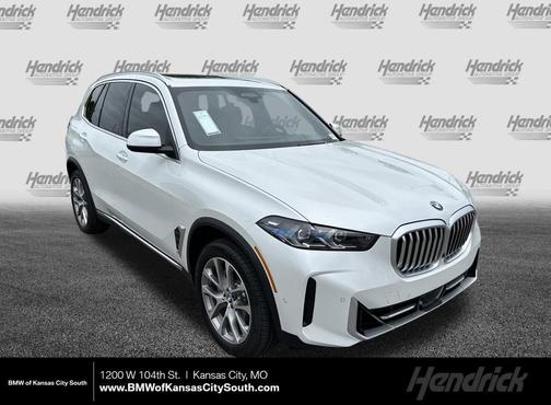 Mineral White Metallic 2026 BMW X5 xDrive40i