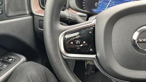 Denim Blue Metallic 2024 Volvo XC60 B5 Plus Dark Theme