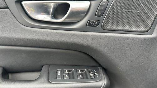 Denim Blue Metallic 2024 Volvo XC60 B5 Plus Dark Theme