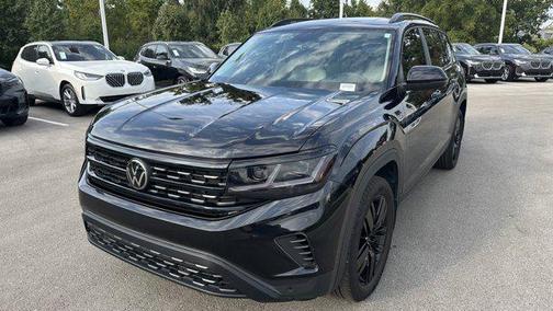 2023 Volkswagen Atlas 3.6L SE w/Technology