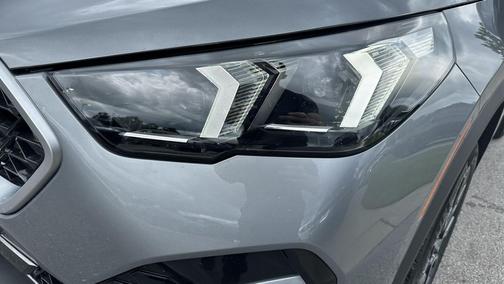 Skyscraper Grey Metallic 2025 BMW X2 xDrive28i