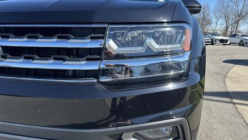 Deep Black Pearl 2019 Volkswagen Atlas 3.6L SEL Premium
