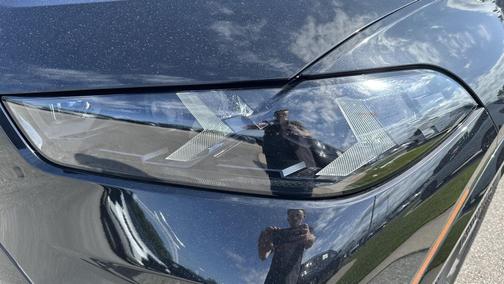 Black Sapphire Metallic 2026 BMW X5 xDrive40i