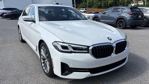 Alpine White 2023 BMW 530 i xDrive