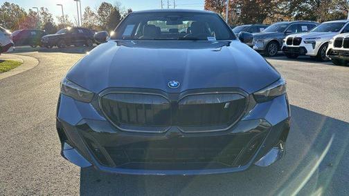 2025 BMW i5 xDrive40