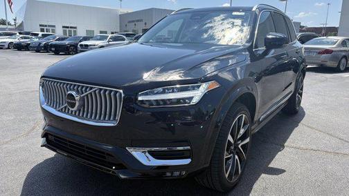 2025 Volvo XC90 B5 Plus