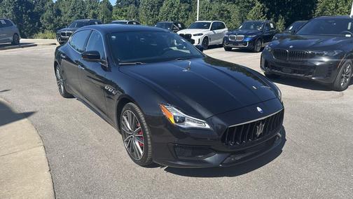 Nero Ribelle Metallic 2022 Maserati Quattroporte Modena Q4