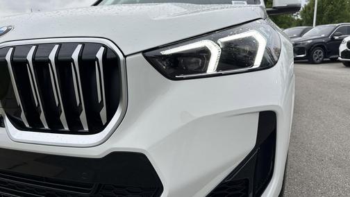 Alpine White 2026 BMW X1 xDrive28i