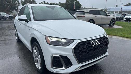 2023 Audi Q5 45 S line Premium Plus