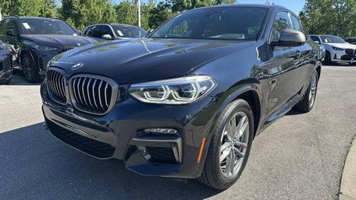 Black 2021 BMW X4 M40i