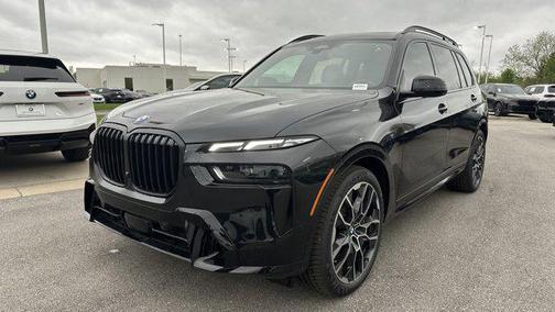 Black Sapphire Metallic 2026 BMW X7 xDrive40i