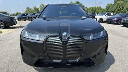 2026 BMW iX xDrive45