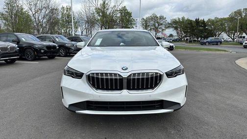 Mineral White Metallic 2024 BMW 530 xDrive
