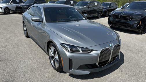 Skyscraper Grey Metallic 2026 BMW i4 Gran Coupe xDrive40