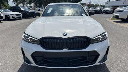 2025 BMW 330 i xDrive