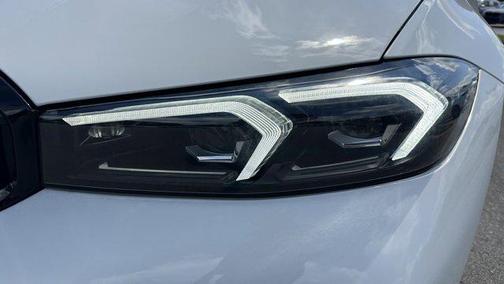 2025 BMW 330 i xDrive