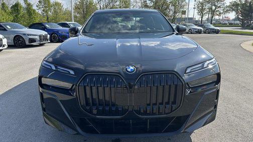 2025 BMW i7 xDrive60