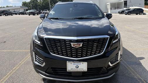 Stellar Black Metallic 2021 Cadillac XT5 Premium Luxury