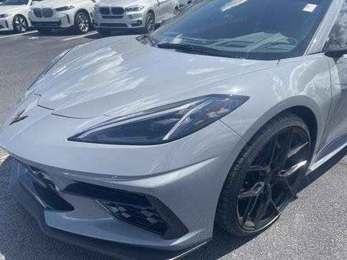 2025 Chevrolet Corvette Stingray w/2LT