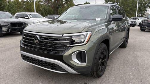 2025 Volkswagen Atlas 2.0T Peak Edition