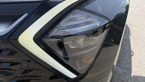 Gravity Gray 2023 Kia Sportage Hybrid EX