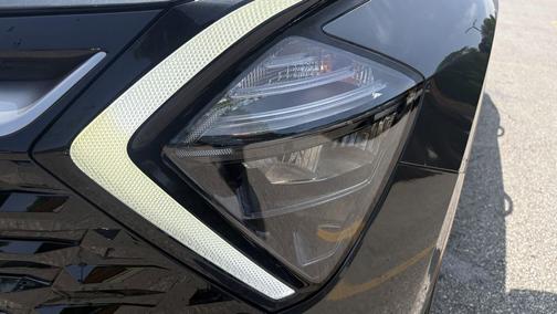 Gravity Gray 2023 Kia Sportage Hybrid EX