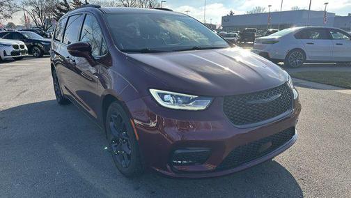 2021 Chrysler Pacifica Touring L
