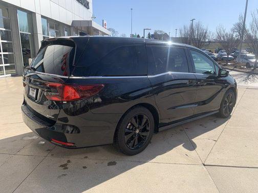 2024 Honda Odyssey Sport