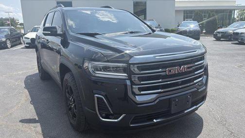 2022 GMC Acadia AWD AT4