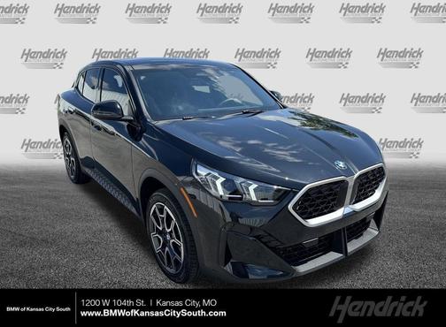 Black Sapphire Metallic 2026 BMW X2 xDrive28i