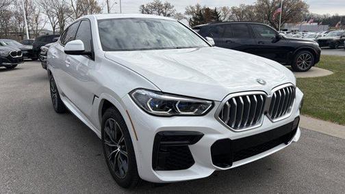 Mineral White Metallic 2023 BMW X6 xDrive40i