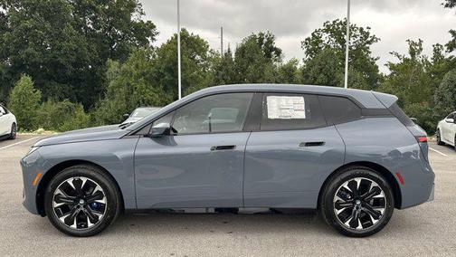 2026 BMW iX xDrive45