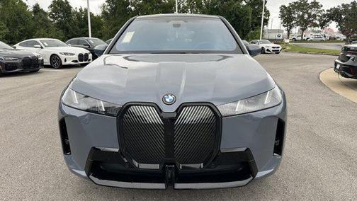 2026 BMW iX xDrive45