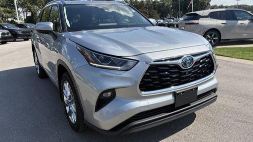 2021 Toyota Highlander Hybrid Limited