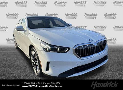 2025 BMW 530 i xDrive