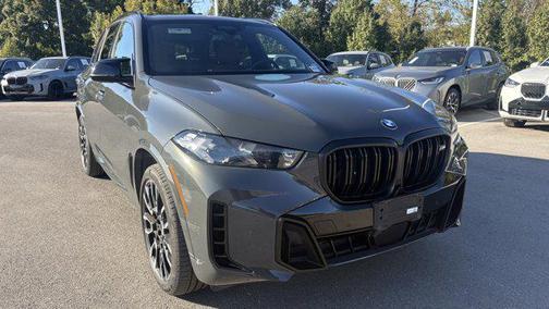 2025 BMW X5 M60i