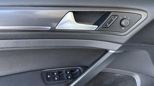 2019 Volkswagen Golf GTI 2.0T S 4-Door