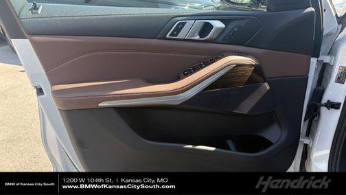 Mineral White Metallic 2019 BMW X5 xDrive40i