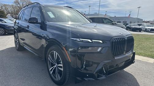 Black Sapphire Metallic 2026 BMW X7 xDrive40i