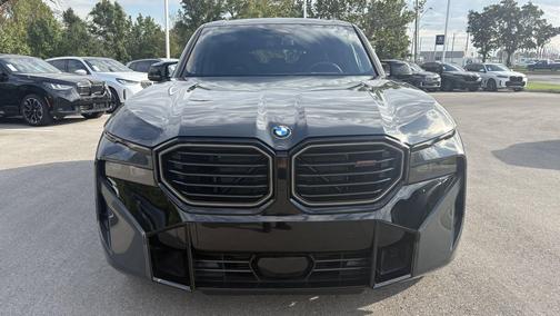 Dravit Grey Metallic 2026 BMW XM Label