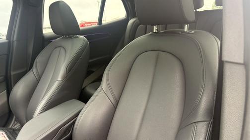 Black Sapphire Metallic 2021 BMW X2 xDrive28i
