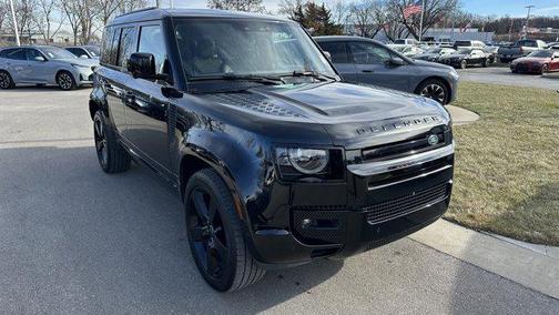 2024 Land Rover Defender 110 P400 X-Dynamic SE