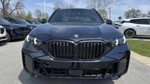 Carbon Black Metallic 2026 BMW X5 xDrive40i