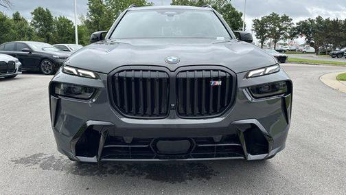 2026 BMW X7 M60i