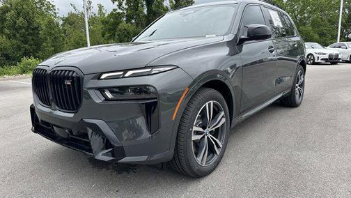2026 BMW X7 M60i